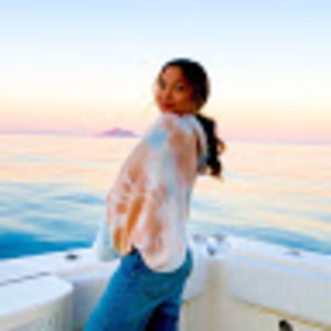 Meet your Posher, Ina